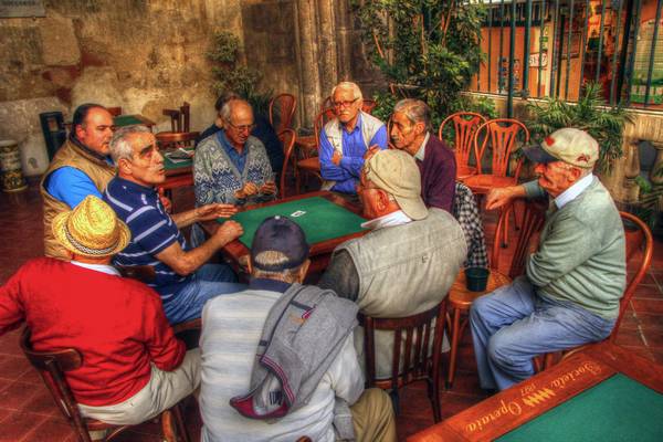 13th October 2011 - Watching card players at the Societa Operaia Di Mutuo Soccorso in Sorrento.